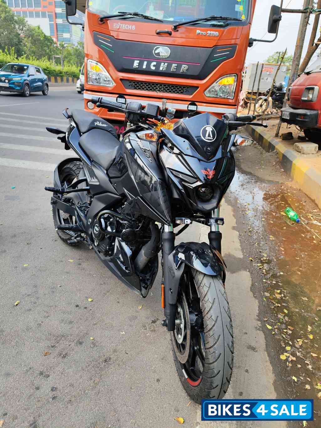 Bajaj Pulsar N160