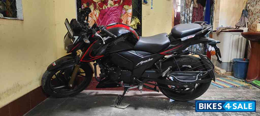 Black TVS Apache RTR 200 4V ABS