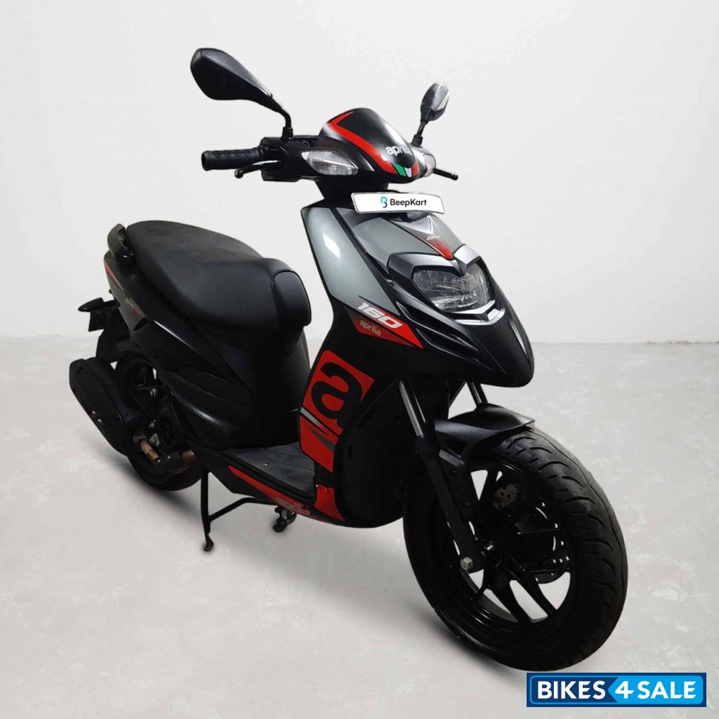 Aprilia SR 160 Std ABS