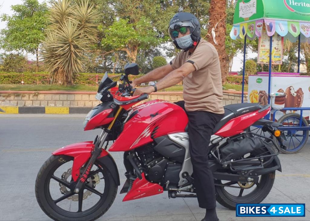 Racing Red TVS Apache RTR 160 4V BS6