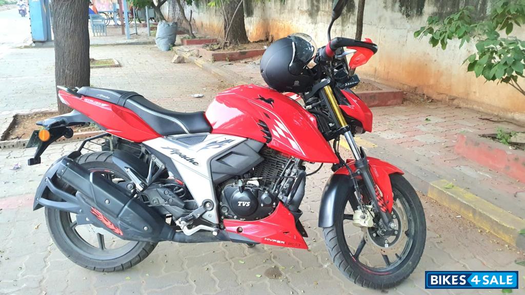 Racing Red TVS Apache RTR 160 4V BS6