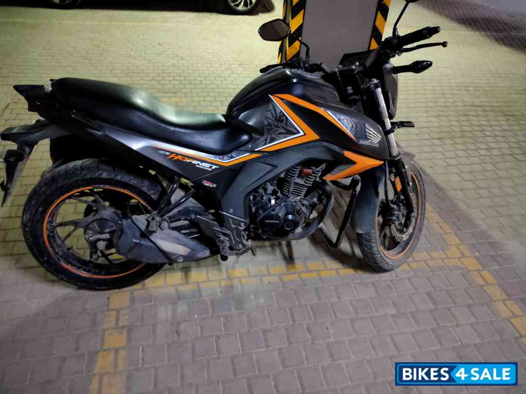 Honda CB Hornet 160R