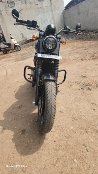 Blew Croma Yezdi Roadster Dark