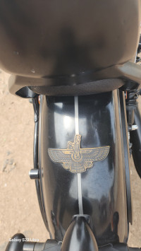 Blew Croma Yezdi Roadster Dark