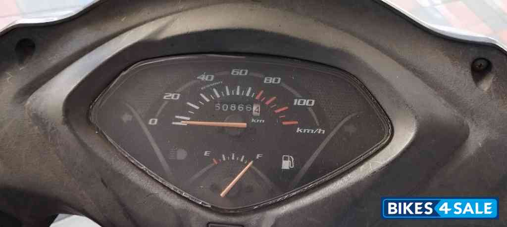 Gray Honda Activa 3G