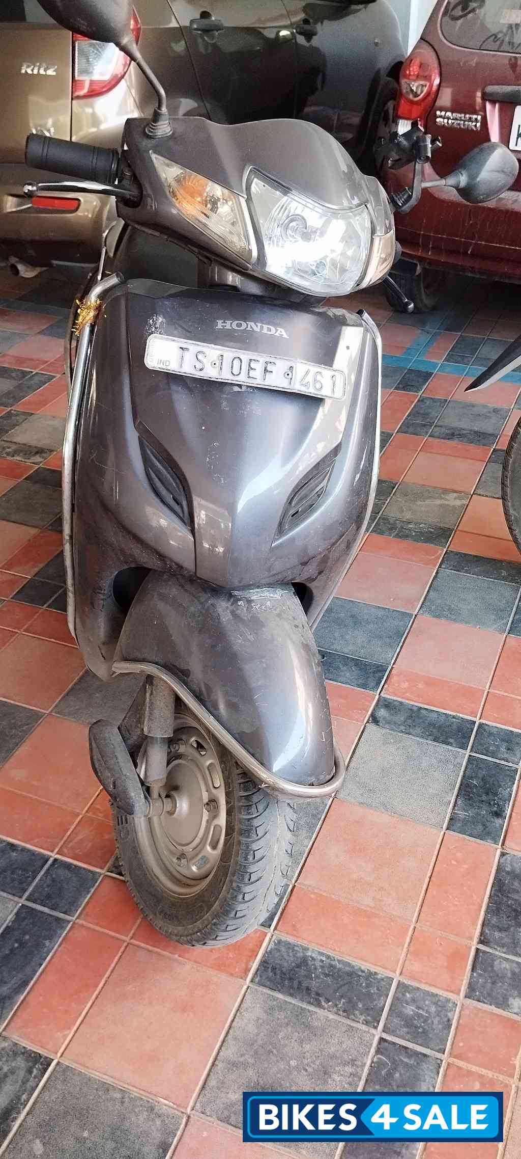 Gray Honda Activa 3G