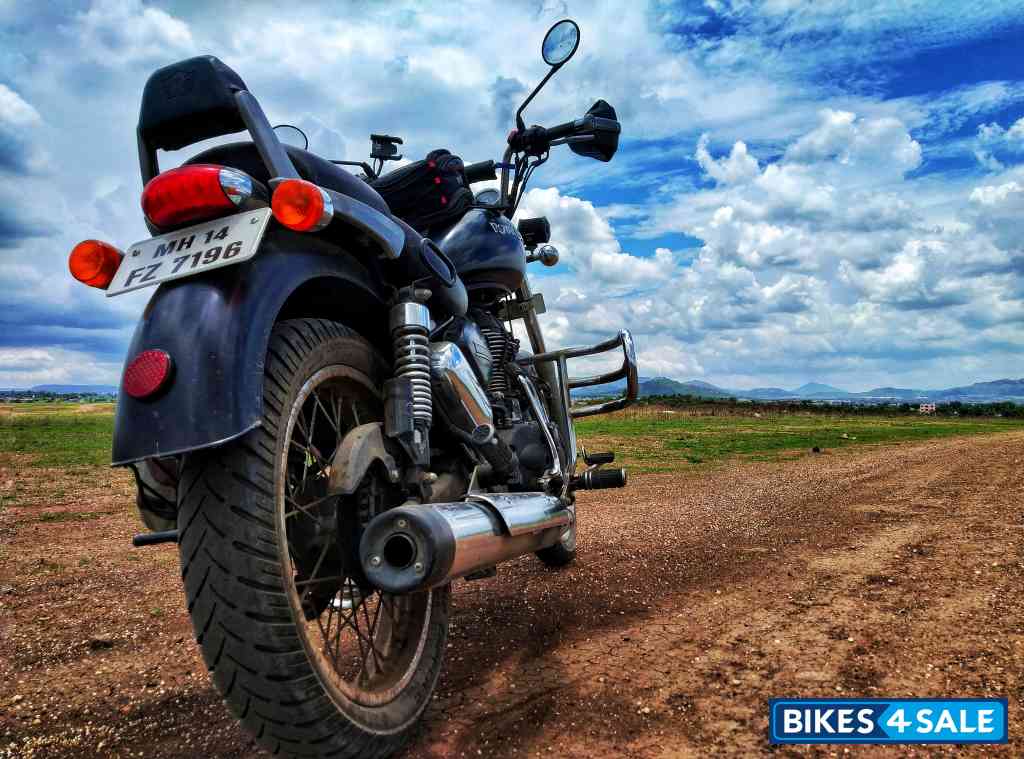 Matt Black Royal Enfield Thunderbird 500