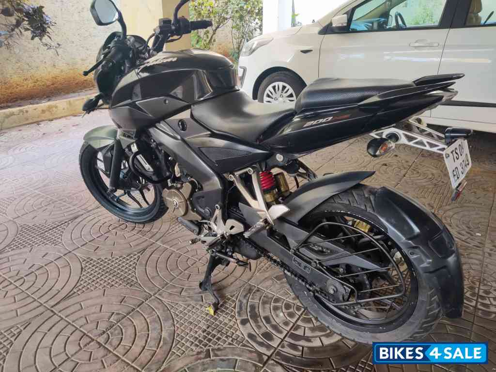 Bajaj Pulsar NS200