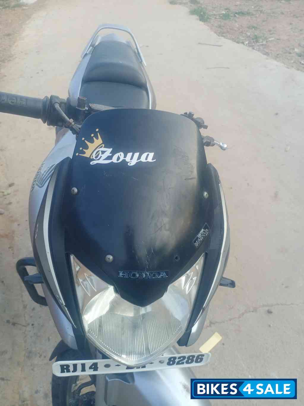 Black Silver Honda CBF Stunner