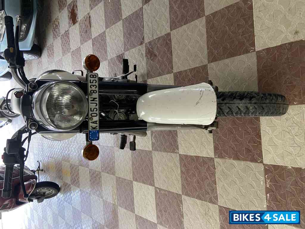 Royal Enfield Classic 350 Royal Enfield Classic 350