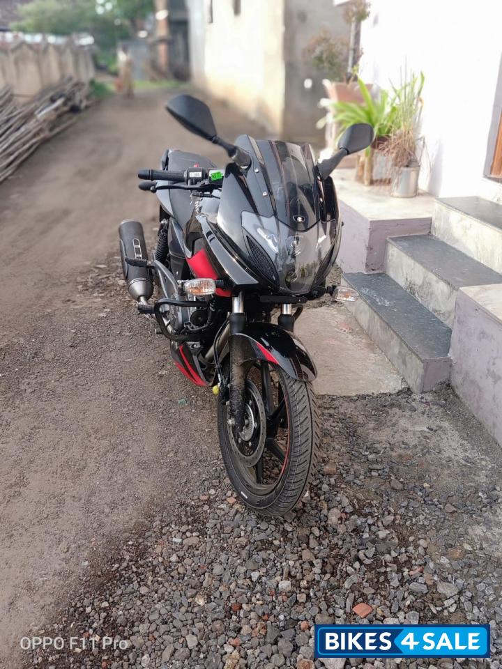 Ebony Blk Red Dkl Bajaj Pulsar 220 DTSFi Ebony Blk Red Dkl Bajaj Pulsar 220 DTSFi