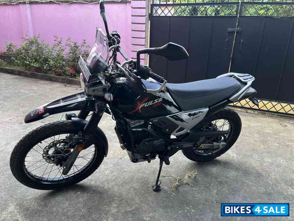 Hero XPulse 200 BS6