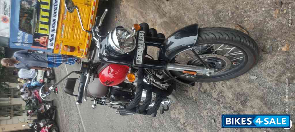 Royal Enfield Classic 350 Redditch Red