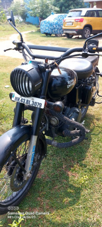Royal Enfield Classic Stealth Black 2017 Model