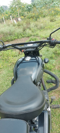 Royal Enfield Classic Stealth Black