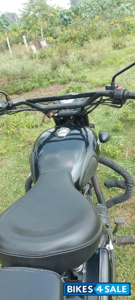 Royal Enfield Classic Stealth Black