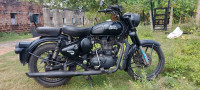 Royal Enfield Classic Stealth Black