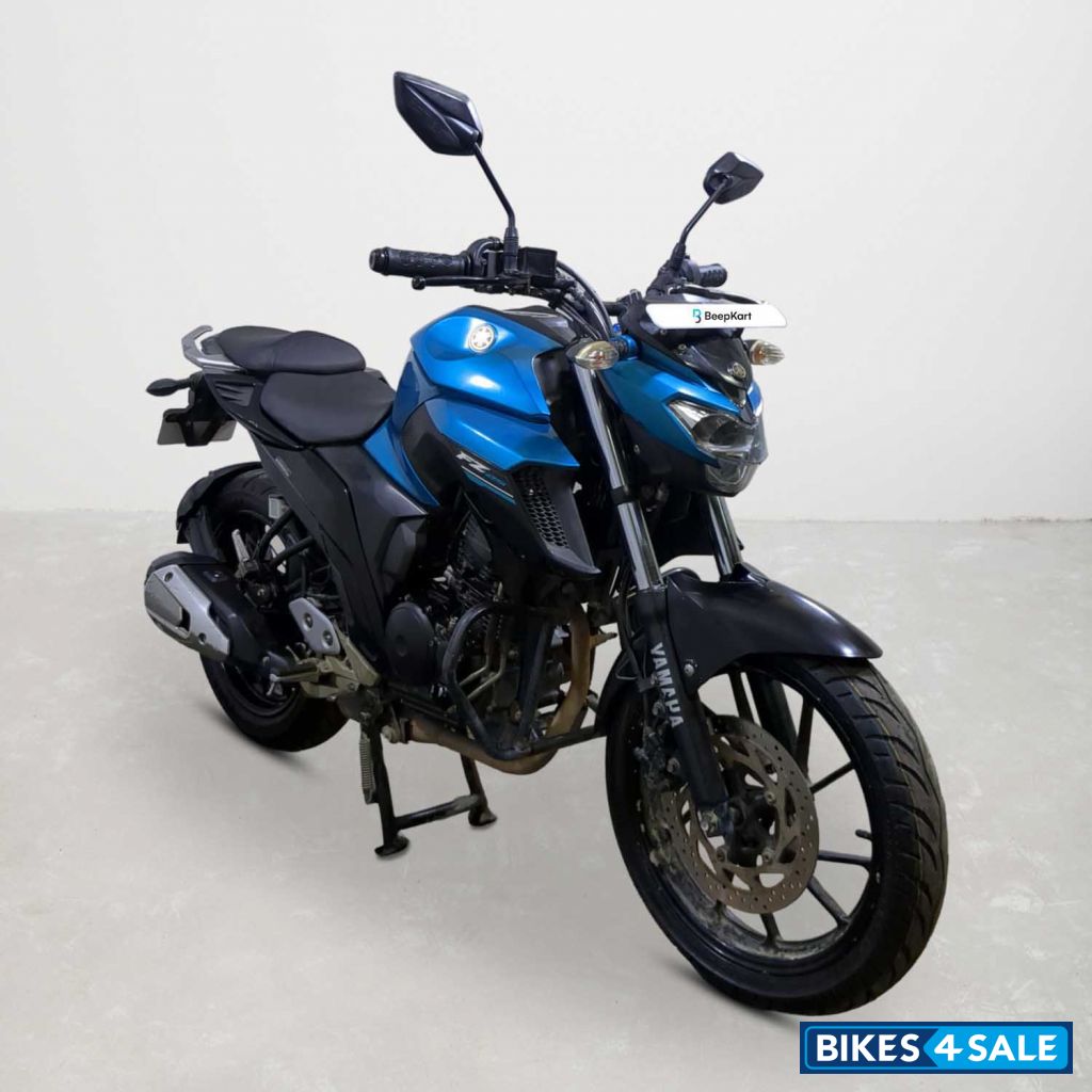 Yamaha FZ25