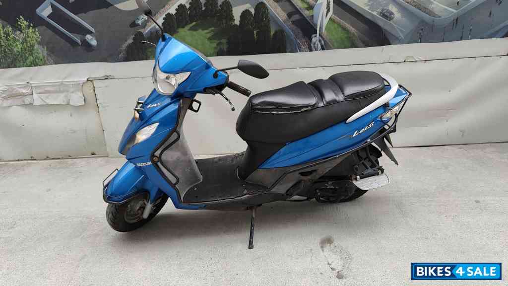 Electric Blue Suzuki Lets 110