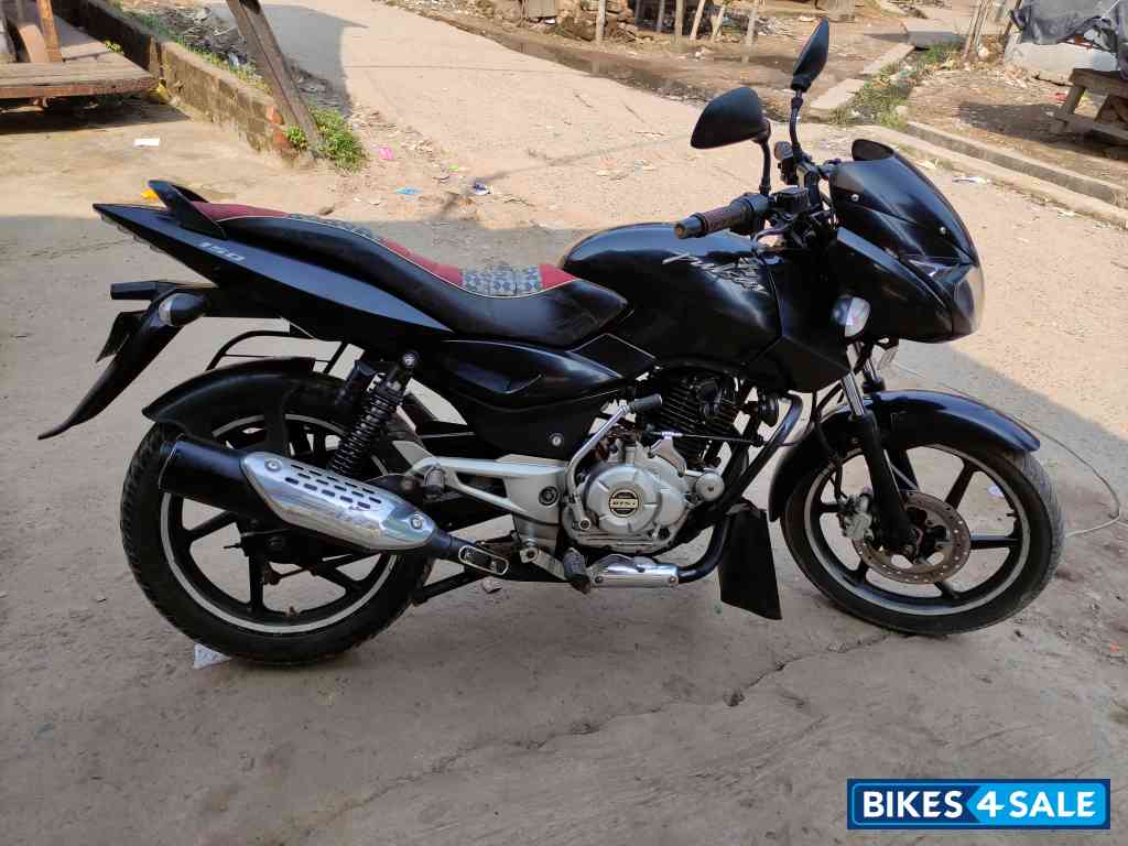 Bajaj Pulsar 150