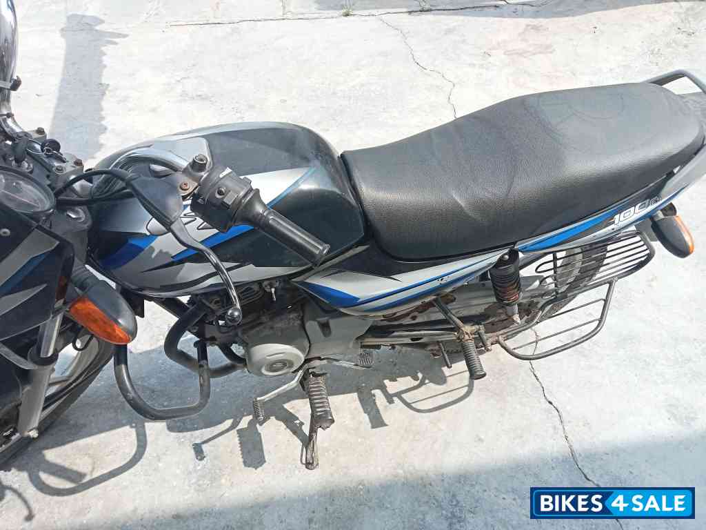 Blue Black Bajaj CT 100 ES