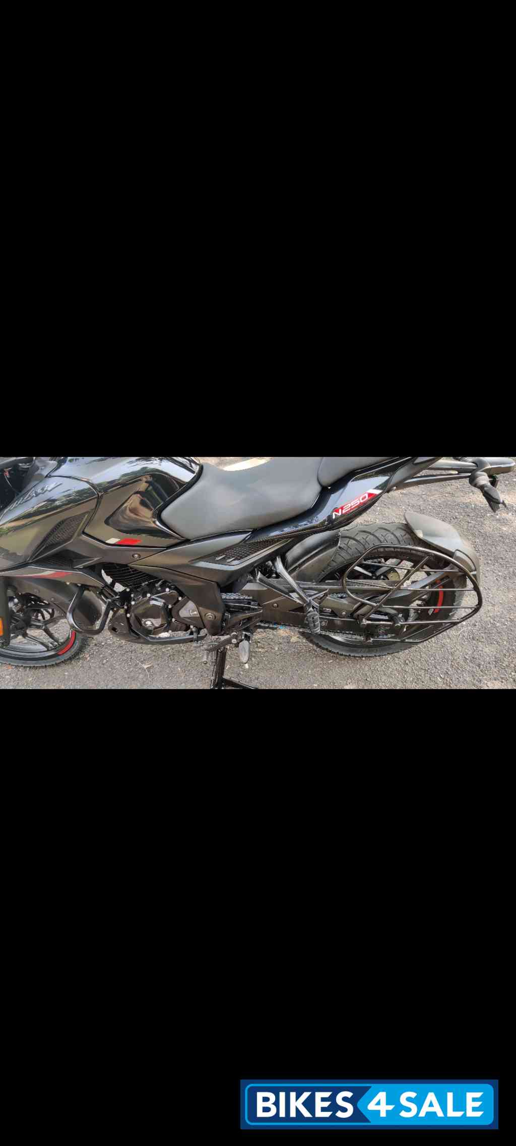 Bajaj Pulsar N250