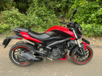 Canyon Red Bajaj Dominar 250