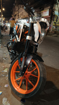 White KTM Duke 390