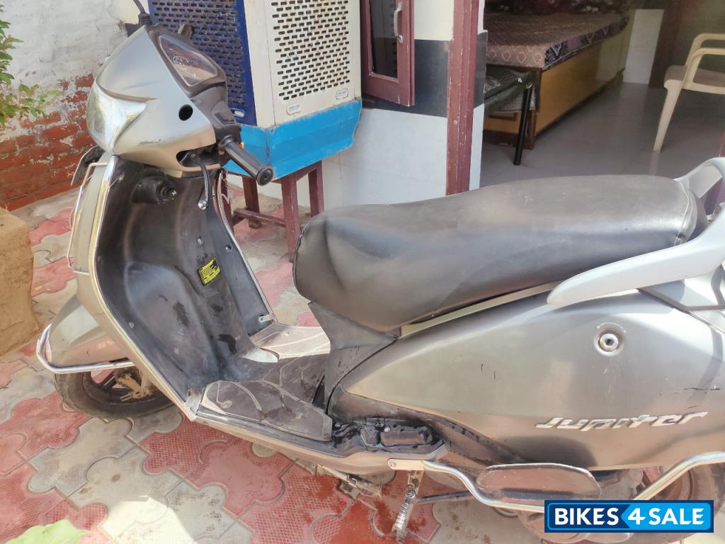 Gray TVS Jupiter