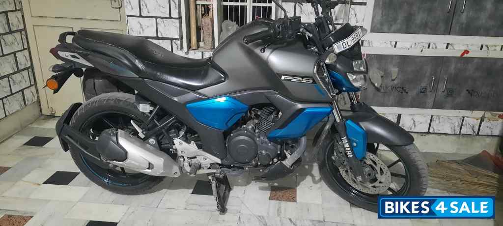 Yamaha FZ FI V3 BS6