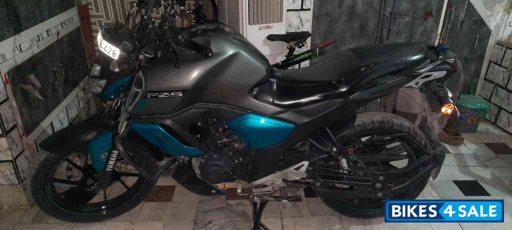 Yamaha FZ FI V3 BS6