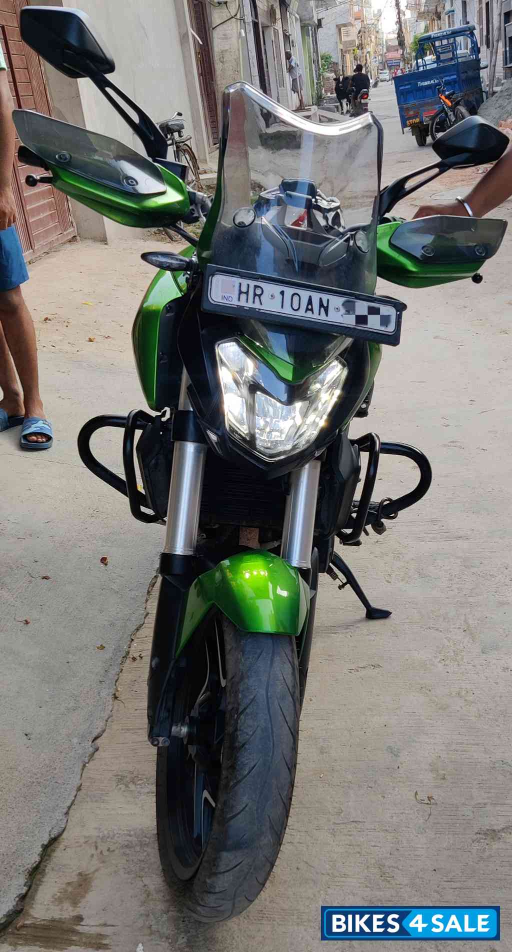 Green Bajaj Dominar 400 ABS BS6