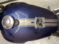 Yezdi Scrambler Dual Tone