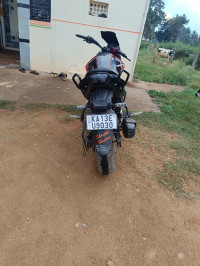 Red And Black Hero Xtreme 160R