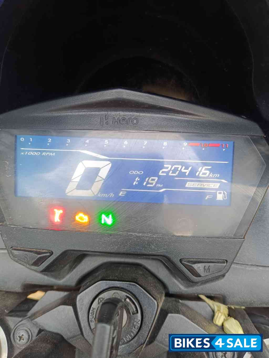 Red And Black Hero Xtreme 160R