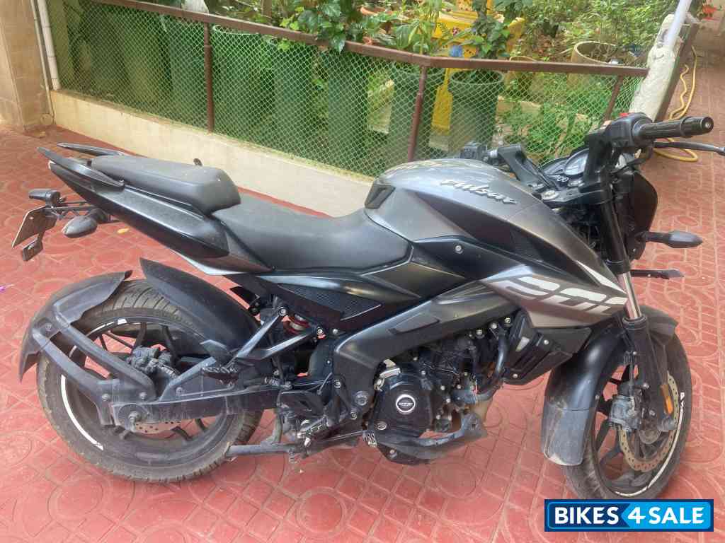 Bajaj Pulsar NS 200 BS6