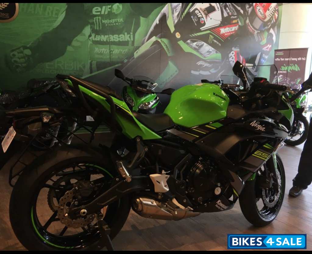 Lime Green Kawasaki Ninja 650R