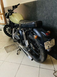 Jawa 42 Dual Channel ABS AllStar Black 2021 Model