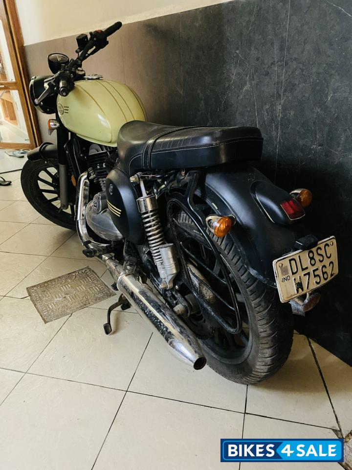 Jawa 42 Dual Channel ABS AllStar Black