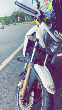 TVS Apache RTR 200 4V