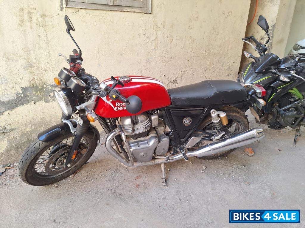 Rocker Red Royal Enfield Continental GT 650