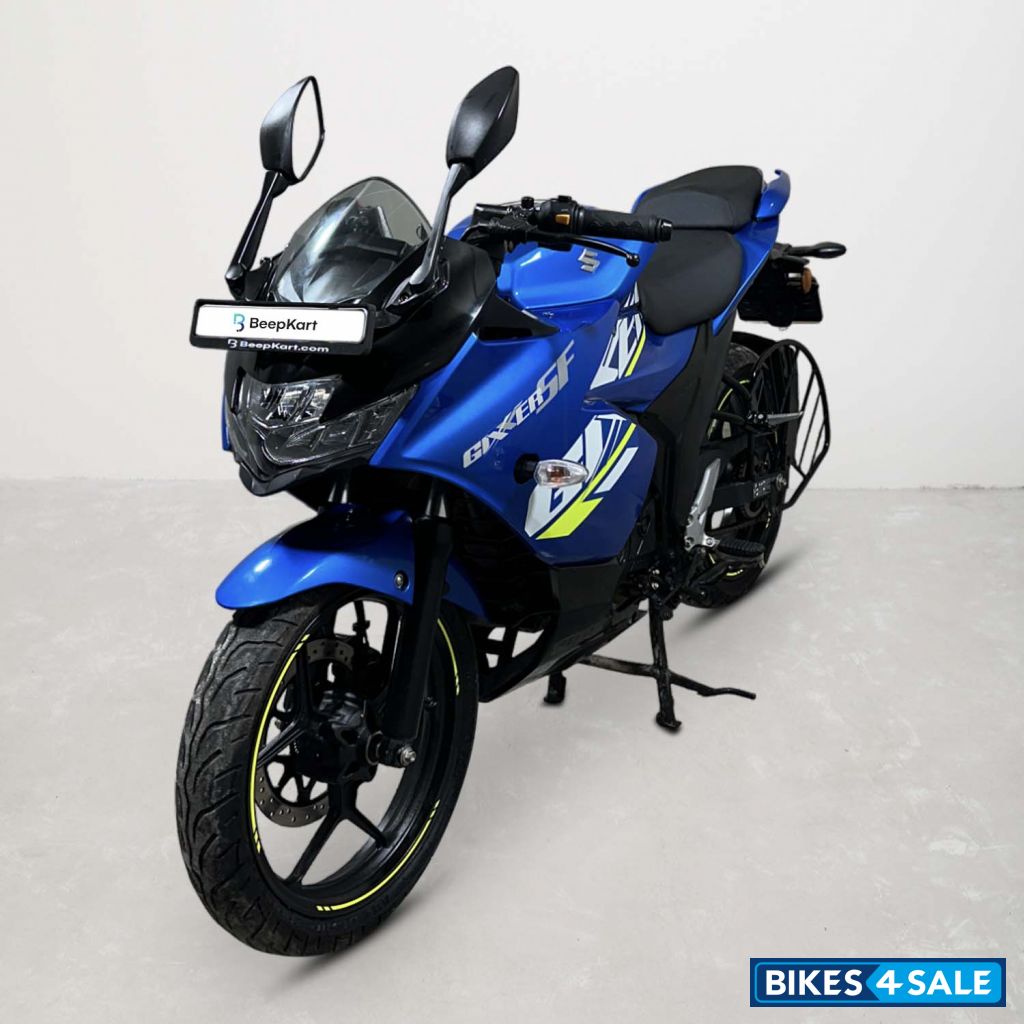 Suzuki Gixxer SF