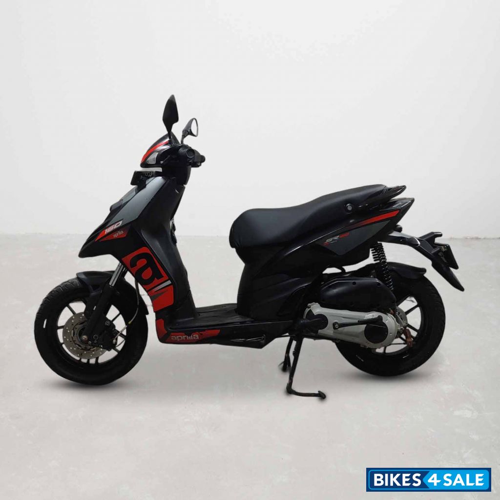 Aprilia SR 160 Std ABS