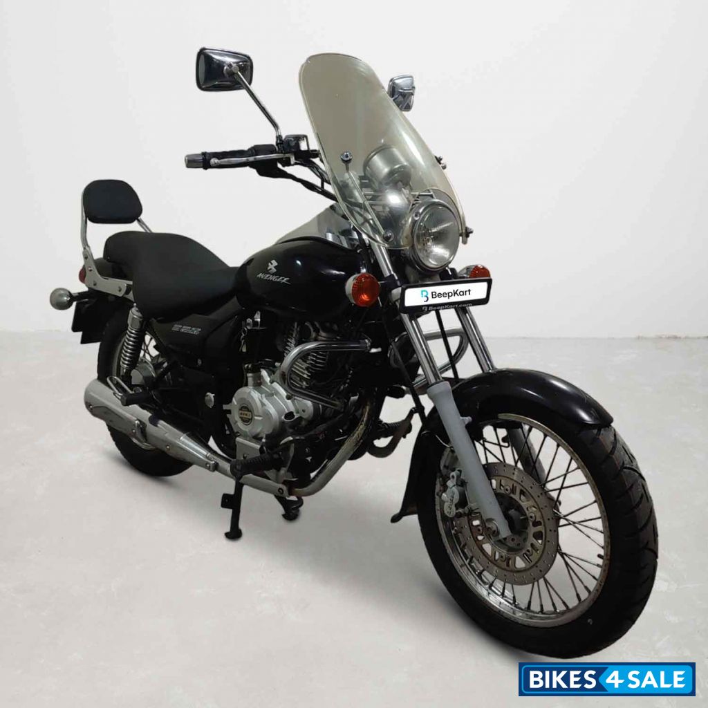 Bajaj Avenger 180 DTS-i