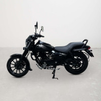Bajaj Avenger Street 180