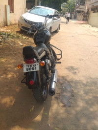 Black Royal Enfield Thunderbird 350