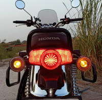 Red Honda 2023 CB350 Hness DLX Pro Chrome