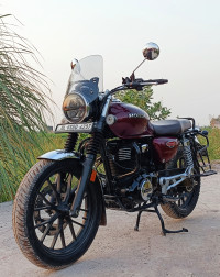 Red Honda 2023 CB350 Hness DLX Pro Chrome