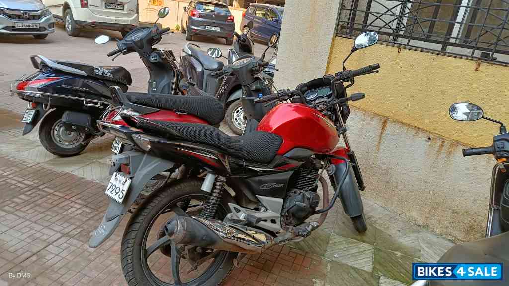 Suzuki GS 150R