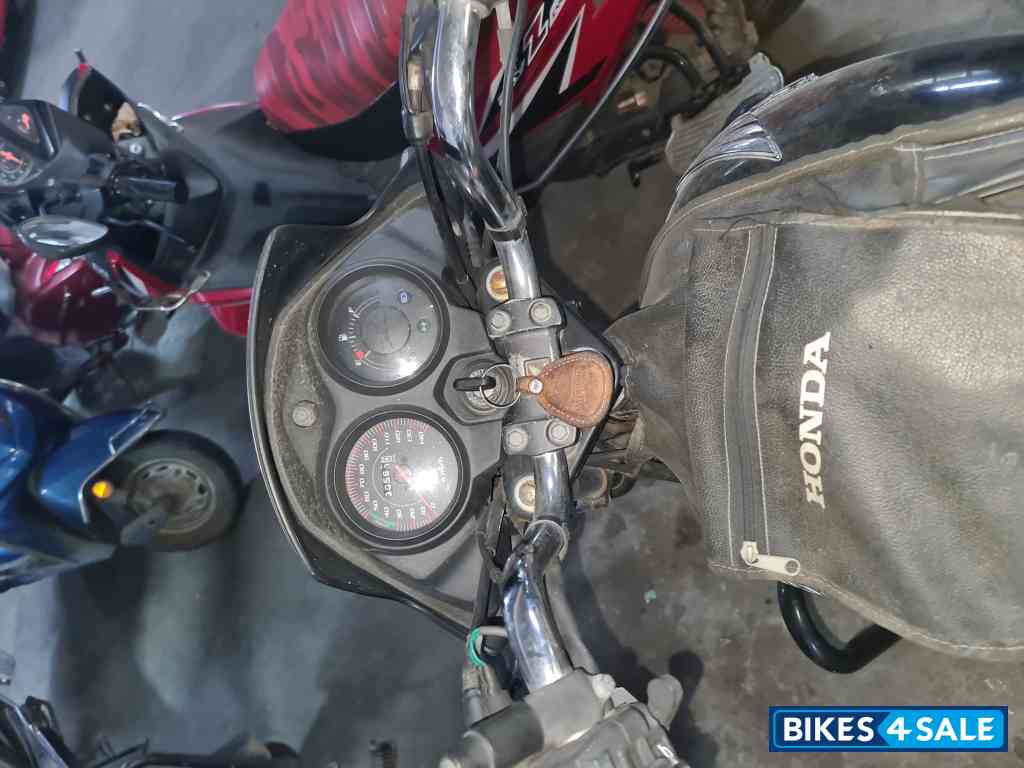 Black Honda Shine 125 Drum